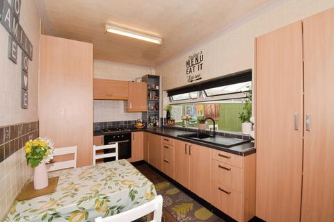 4 bedroom semi-detached house for sale, Alton Road, Leicester, Leicestershire, LE2
