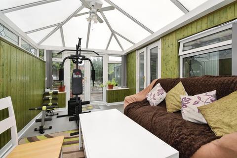4 bedroom semi-detached house for sale, Alton Road, Leicester, Leicestershire, LE2