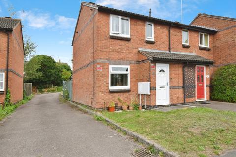 2 bedroom end of terrace house for sale, Bull Head Street, Wigston, Leicestershire, LE18