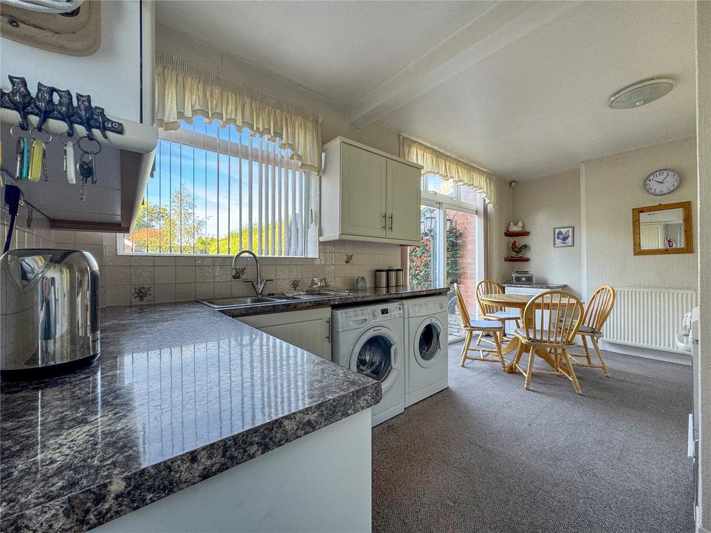 Kitchen Diner