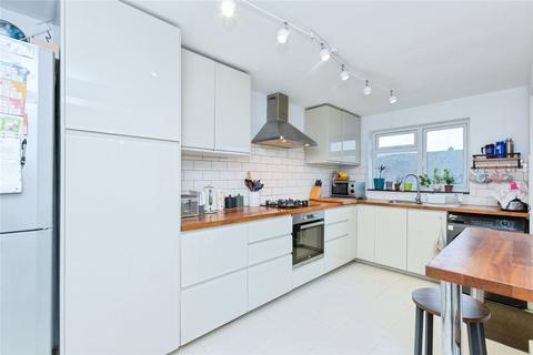 3 bedroom semi-detached house for sale, St. Ives Road, Wigston, Leicestershire, LE18
