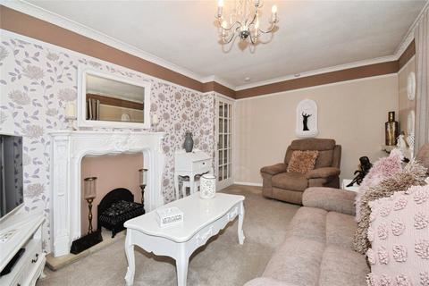 2 bedroom flat for sale, Parlour Close, Wigston, Leicestershire, LE18