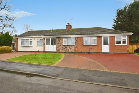 4 bedroom bungalow for sale, Walnut Close, Oadby, Leicester, Leicestershire, LE2
