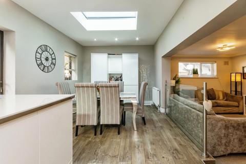 3 bedroom bungalow for sale, Maidstone Drive, Wollaton, Nottingham, NG8