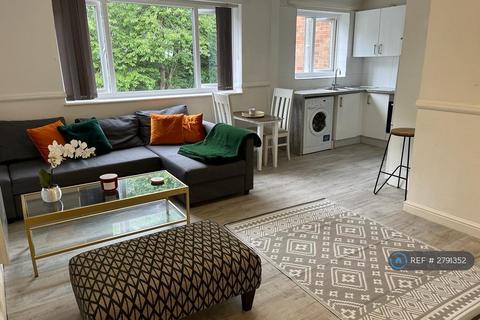 1 bedroom flat to rent, Heath View, Salford, M7