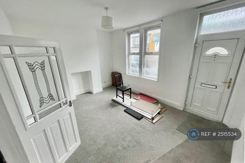 undefined, Midland Road, Royston, Barnsley, S71