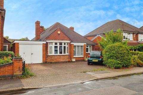 2 bedroom bungalow for sale, Charlecote Drive, Wollaton, Nottingham, NG8