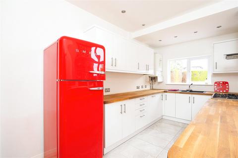 undefined, Wollaton Road, Wollaton, Nottingham, NG8