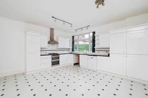 4 bedroom bungalow for sale, Thornton Close, Wollaton, Nottingham, NG8