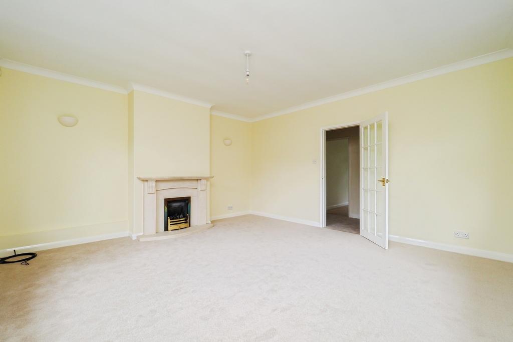 House in Nottingham, Nottinghamshire - View 4