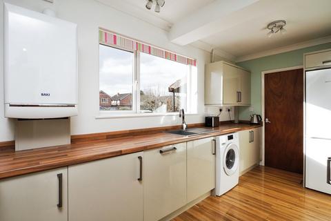 undefined, Wollaton Vale, Wollaton, Nottingham, NG8