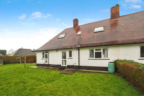 4 bedroom bungalow for sale, Sutton Passeys Crescent, Wollaton Park, Nottingham, NG8