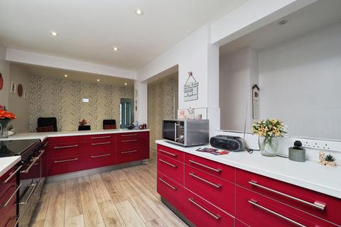 undefined, Moorsholm Drive, Wollaton, Nottingham, NG8