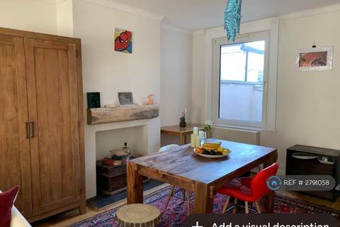 undefined, Queens Rd, Banbury, OX16