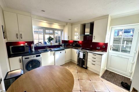 4 bedroom detached house for sale, Lemon Grove, Whitehill GU35