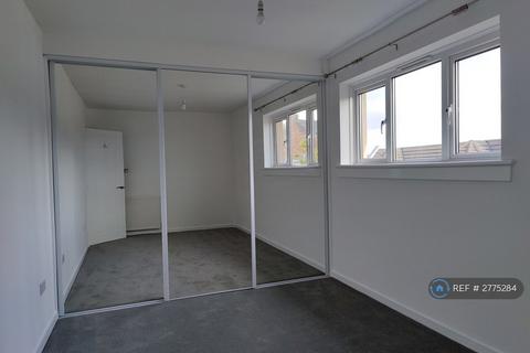 2 bedroom semi-detached house to rent, High Patrick Street, Hamilton, ML3