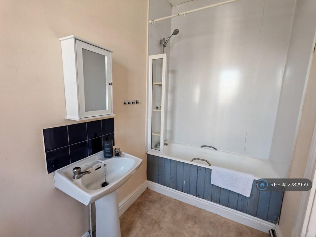 Bathroom 2