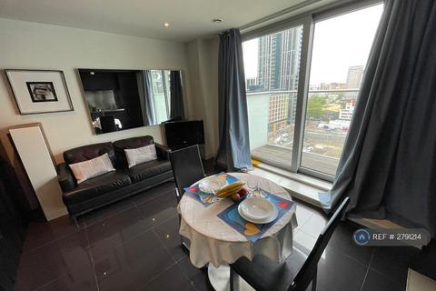 undefined, West Tower, London, E14