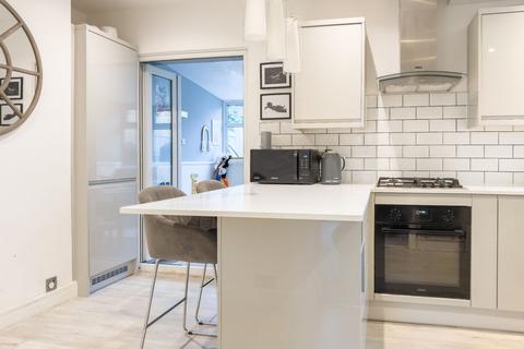 2 bedroom end of terrace house for sale, Brighouse, Brighouse HD6