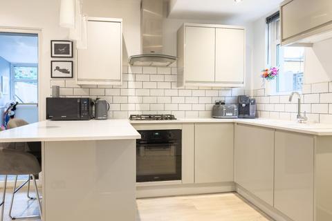 2 bedroom end of terrace house for sale, Brighouse, Brighouse HD6