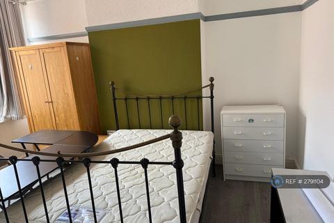 undefined, Heald Place, Manchester, M14