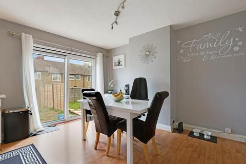 3 bedroom property for sale, Waverley Road, London