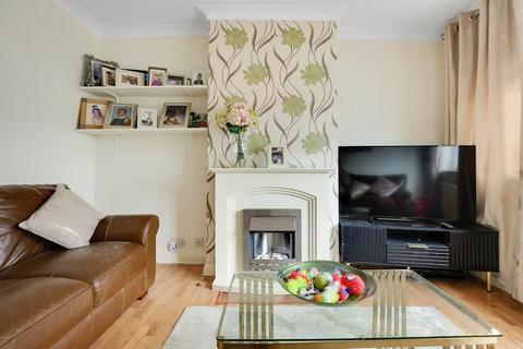 3 bedroom property for sale, Waverley Road, London