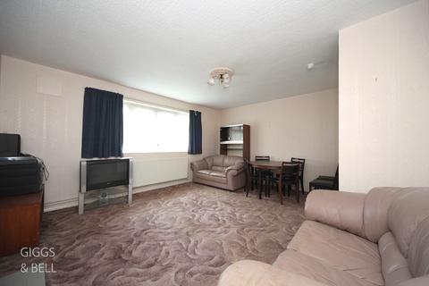 undefined, Whipperley Ring, Luton, Bedfordshire, LU1 5QX