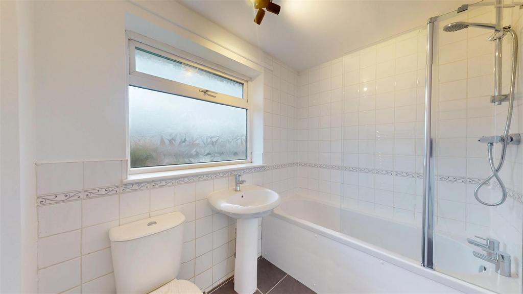 Ash Grove, 3, Bathroom.jpg