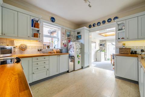 undefined, Brunswick Hill, Berkshire RG1