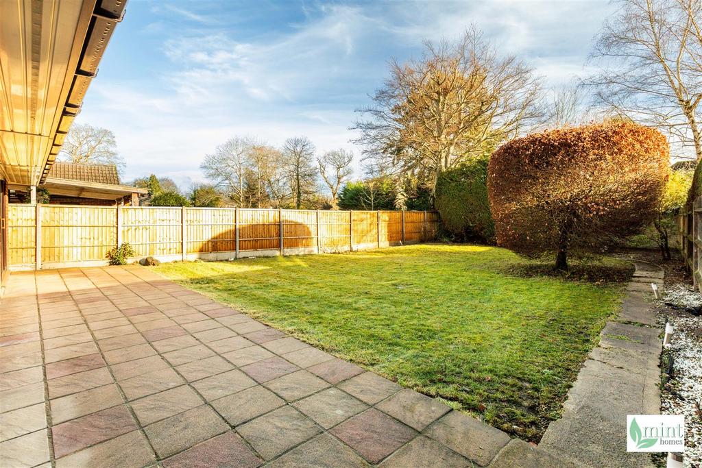 Woodham Lane - Watermark-26.jpg
