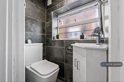 undefined, House, West Drayton, UB7