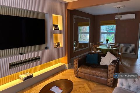 undefined, Manor Road, Chelmsford, CM2