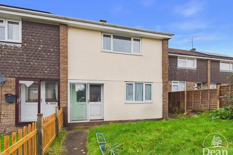 2 bedroom semi-detached house for sale, Worcester Road, Cinderford