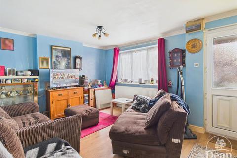 2 bedroom semi-detached house for sale, Worcester Road, Cinderford