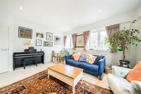 2 bedroom flat for sale, Lambert Road, London SW2