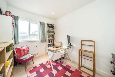 2 bedroom flat for sale, Lambert Road, London SW2