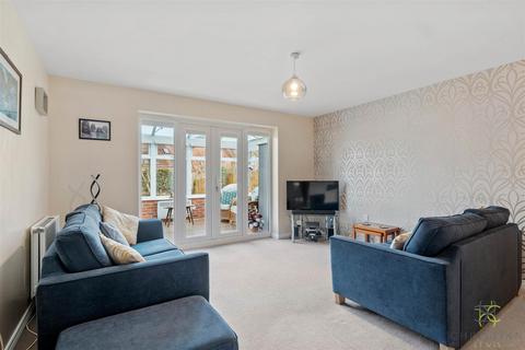 2 bedroom detached bungalow for sale, Stewart Close, Evesham WR11