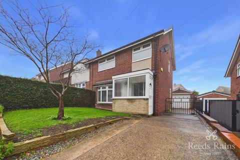 undefined, Mackenzie Crescent, Sheffield S35