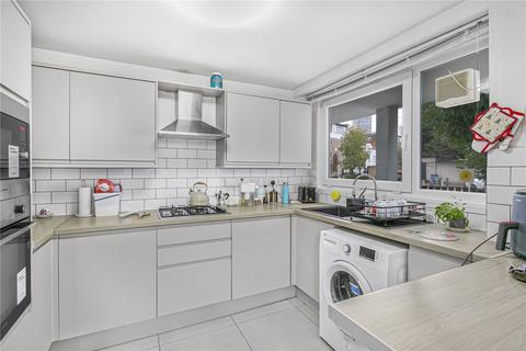 3 bedroom apartment for sale, Westbridge Road, London, SW11