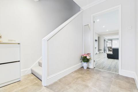 4 bedroom chalet for sale, Test Road, Sompting, BN15 0EL