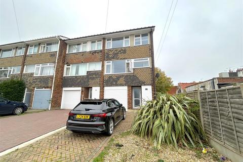4 bedroom semi-detached house for sale, Barnard Road, Leigh-On-Sea, Essex