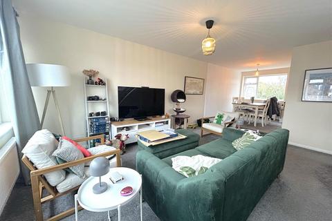4 bedroom semi-detached house for sale, Barnard Road, Leigh-On-Sea, Essex