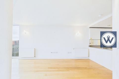 3 bedroom apartment for sale, Cardinal Building, Station Approach, Hayes, UB3 4FD
