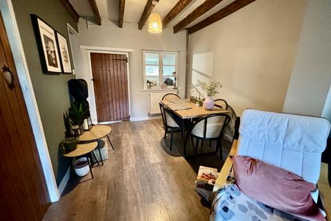 undefined, Long Row, Shardlow, DE72