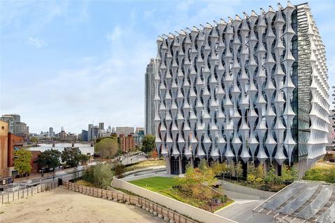 2 bedroom apartment to rent, Embassy Gardens London SW11