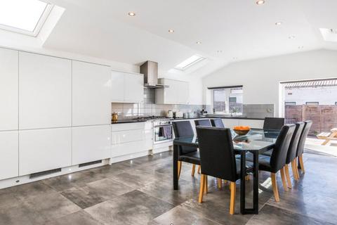 undefined, Ascot Road, Mitcham, Surrey, SW17