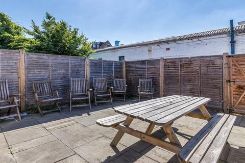 undefined, Ascot Road, Mitcham, Surrey, SW17