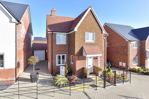 4 bedroom detached house for sale, Wellington Gardens, Walmer, Deal, Kent