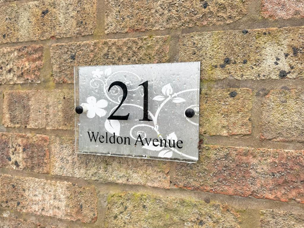 Number plaque